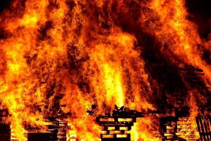 Хозяин дома обгорел на пожаре в селе Вершинино Томского района