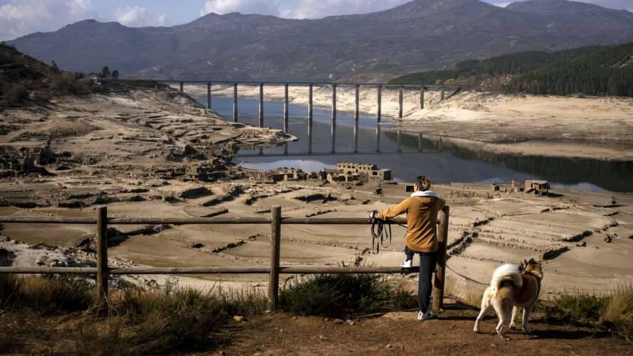 Португалия второй год подряд изнывает от сильнейшей засухи (ВИДЕО)