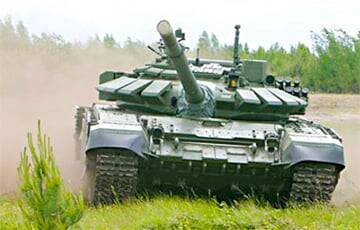 Российские танки в Луганской области используют «живой щит» из авто с символикой ОБСЕ