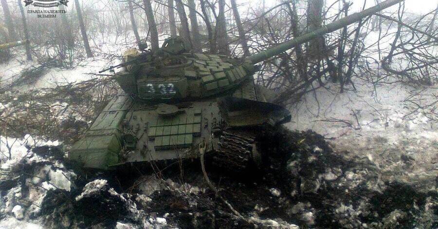 Обстрелы в Украине: На Донбассе сбит шестой самолет, а под Харьковом сожжены четыре танка