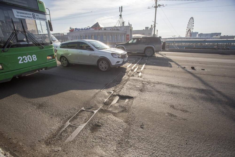 Мэр Новосибирска Локоть опроверг закрытие Октябрьского моста на время капремонта