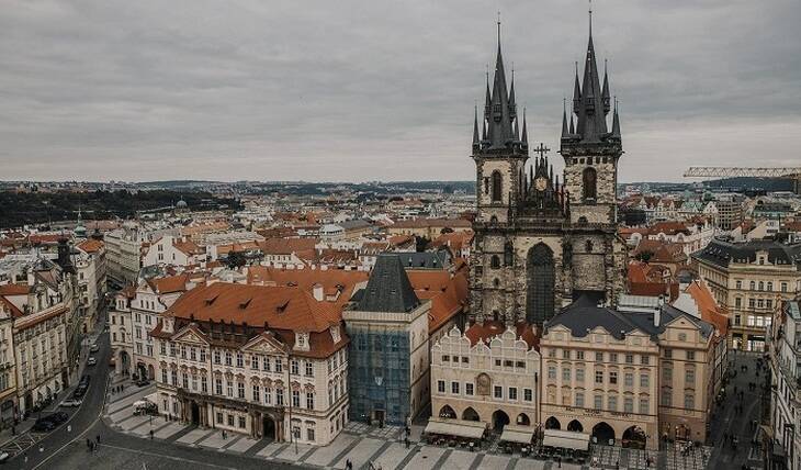Прага не хочет быть побратимом Москвы и Петербурга