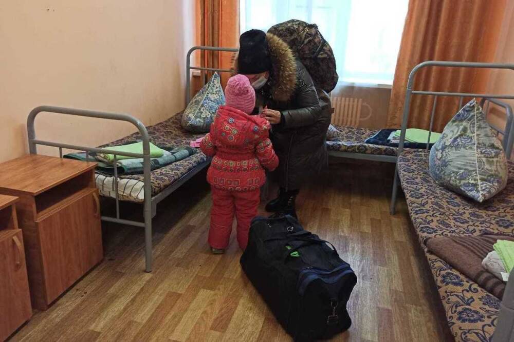 В Воронежской области беженцам начали выдавать медицинские полисы