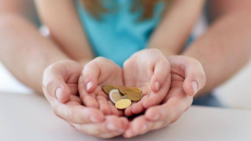 Как научить ребенка грамотно распоряжаться деньгами — советы психолога