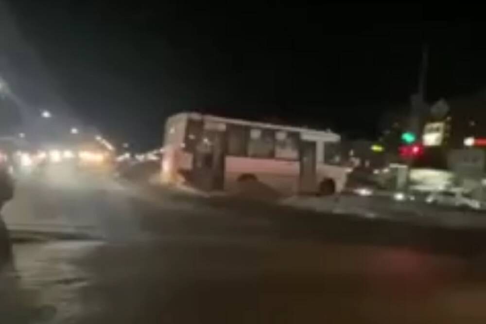 В Ярославле произошло крупное ДТП с двумя автобусами