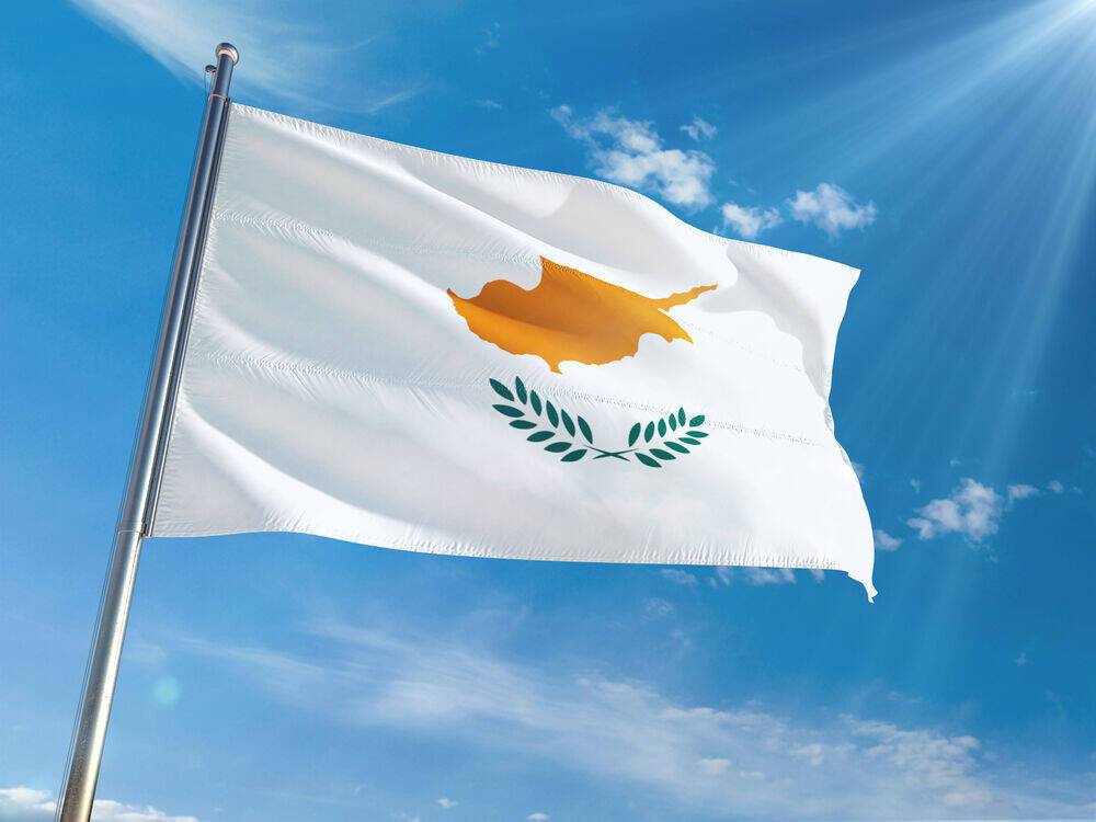 Кипр не будет блокировать отключение России от SWIFT