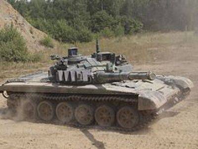 Под Киевом стоит 370 единиц военной техники