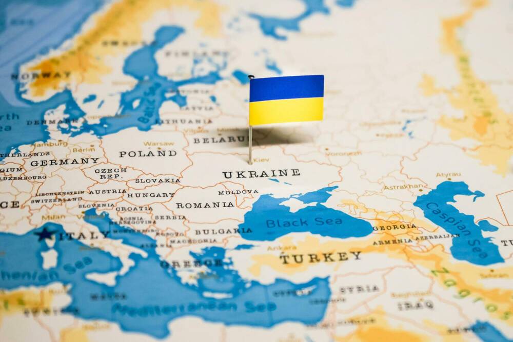 Тяжелые бомбардировки в украинских городах: российский снаряд попал в хранилище радиоактивных отходов