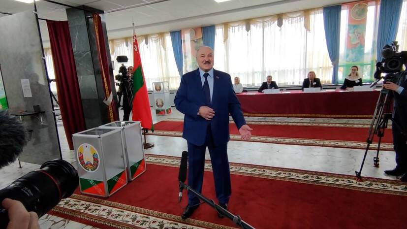 «Зря, очень зря»: Лукашенко — об отказе Зеленского от переговоров в Гомеле