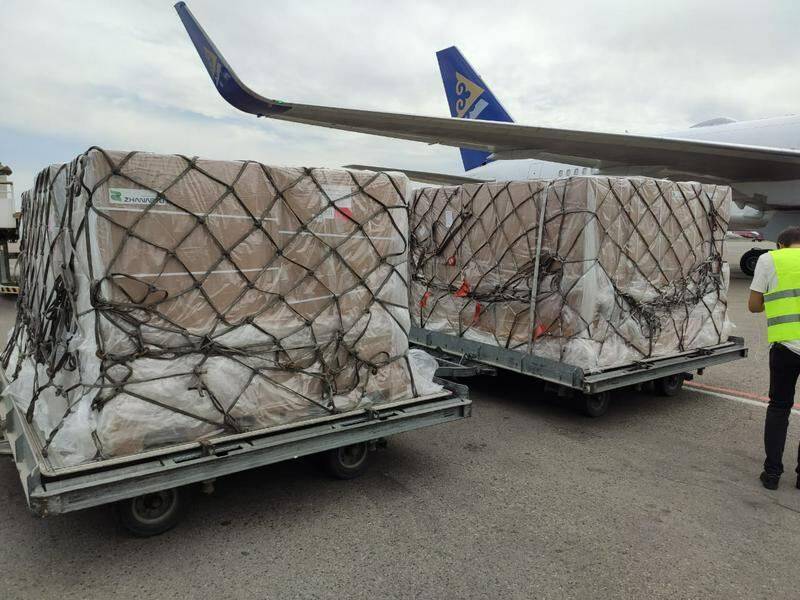 Правительство Грузии направило Украине 100 тонн гуманитарной помощи