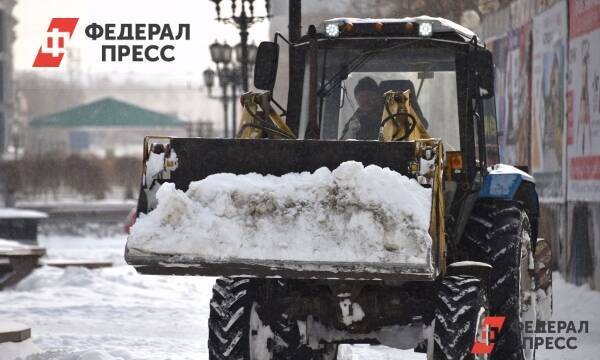 Мэр Котова назвала дату вывоза куч снега из Челябинска