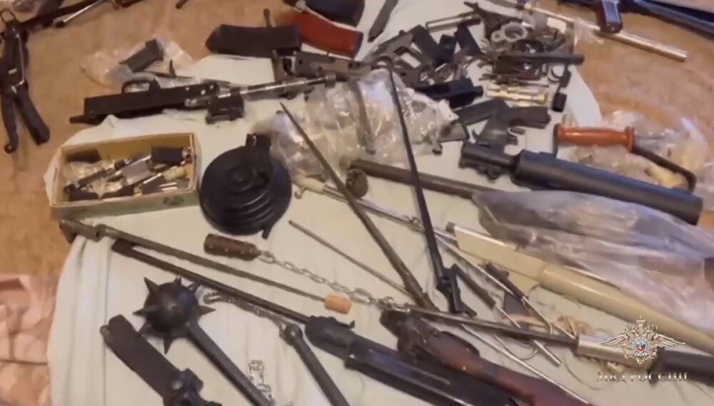Огнестрельное оружие обнаружили в квартире доцента нижегородского вуза