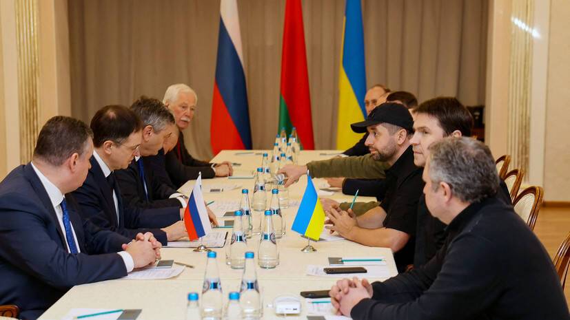 Макей: Минск готов внести вклад в разрешение кризиса между Россией и Украиной