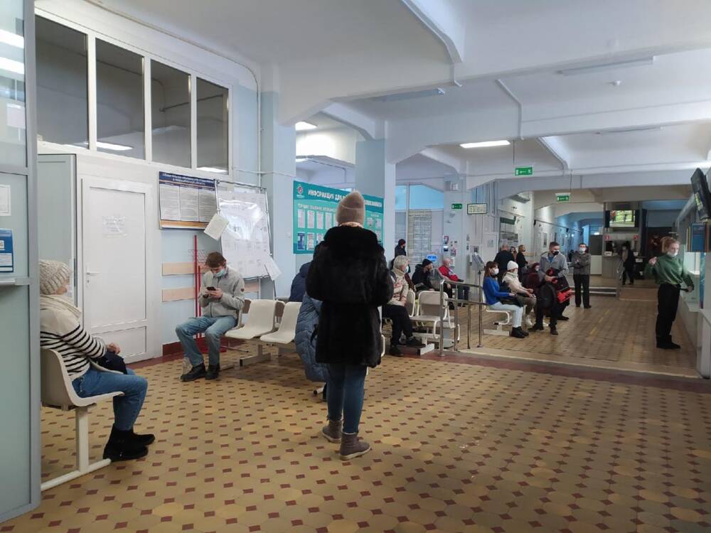 Жители Новосибирска могут открыть больничный дистанционно после обращения к врачу