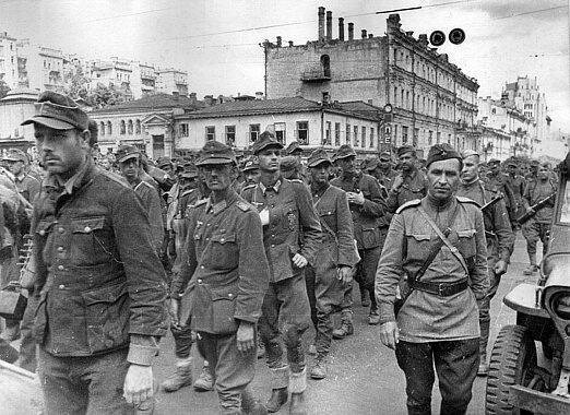 Операция «Большой вальс» 1944 года: самый страшный парад в истории Москвы - Русская семерка