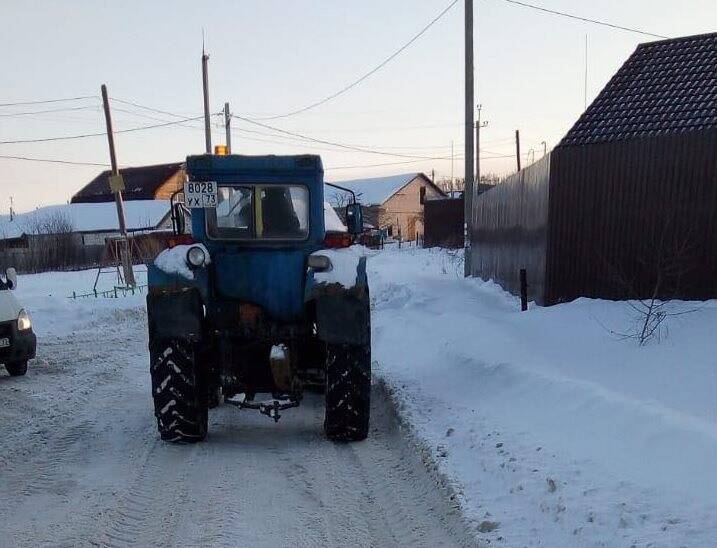 Ульяновские дорожники занялись очисткой от снега частного сектора