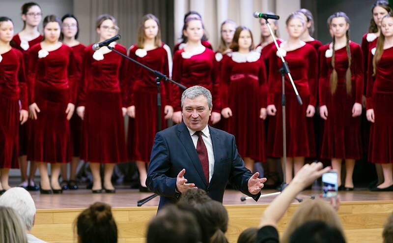 Крючкова выступит в Кремлевском дворце с двумя ведущими хорами России