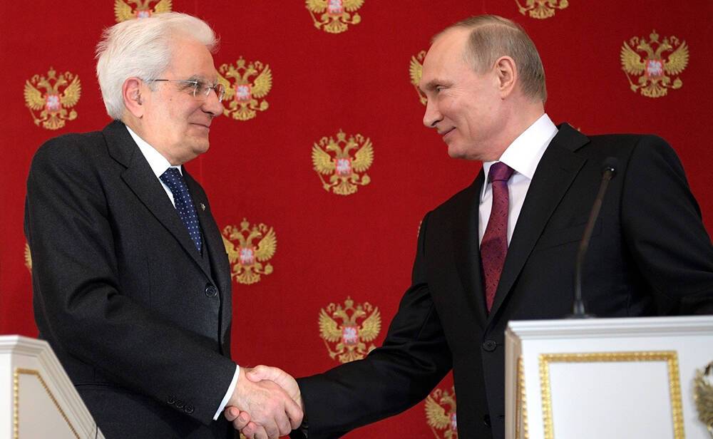 Путин поздравил президента Италии с переизбранием