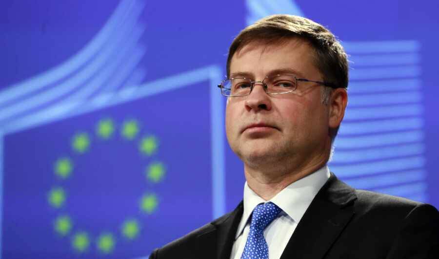 В Еврокомиссии заявили, что нет конкретных сроков вступления Украины в ЕС
