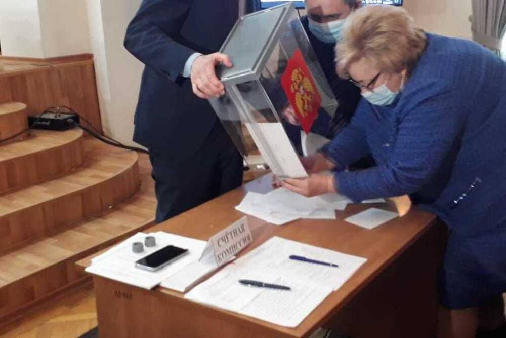 Депутаты горсобрания избрали Игоря Куцака новым мэром Курска: подробности