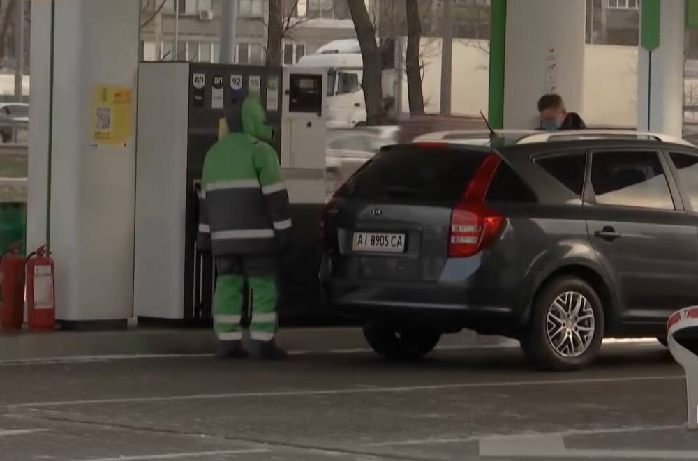 Водителей аж трясет: украинцев предупредили об очередном подорожании бензина