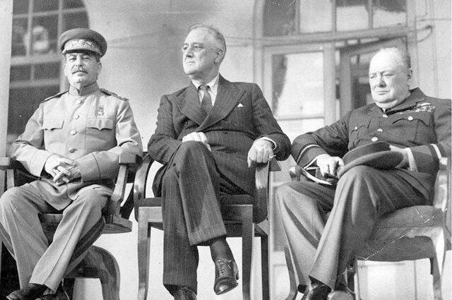 Как советский разведчик спас лидеров Большой тройки от диверсантов Гитлера - Русская семерка