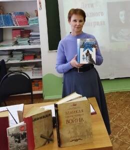 Для детсадовцев и школьников в Моховской библиотеке провели мероприятия о снятии блокады Ленинграда