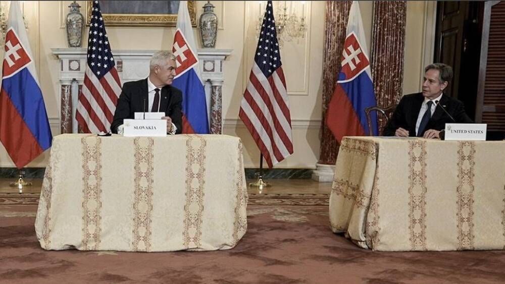 Словакия и США подписали военное соглашение о пользовании объектами