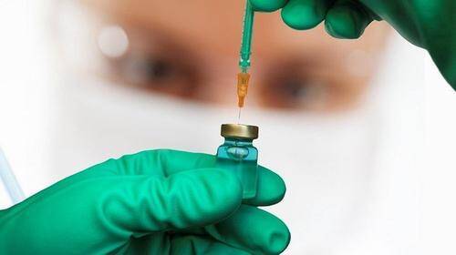 Президент Австрии Ван дер Беллен подписал закон об обязательной вакцинации против COVID-19
