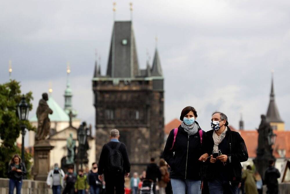 Чехия отменяет карантинные ограничения для невакцинированных от коронавируса