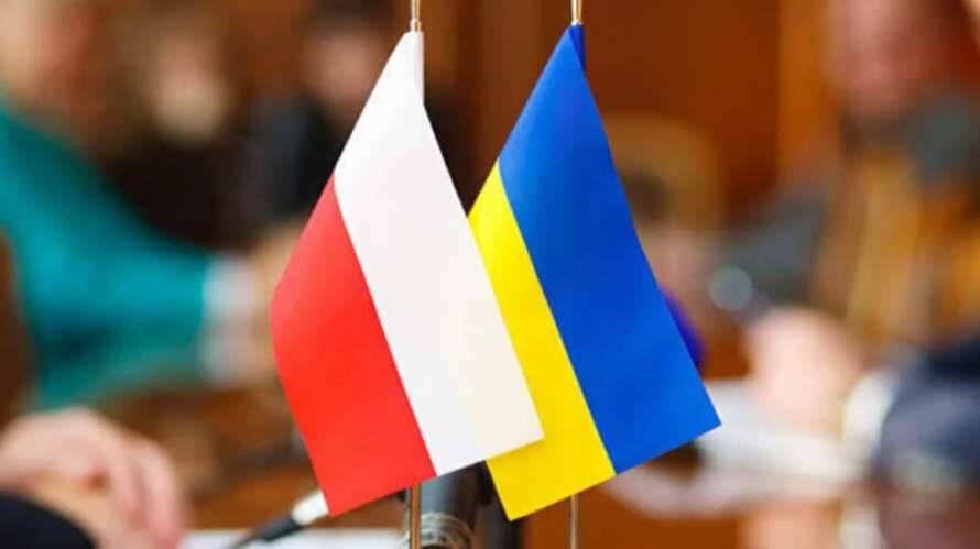 Украина получит первую партию оружия из Польши