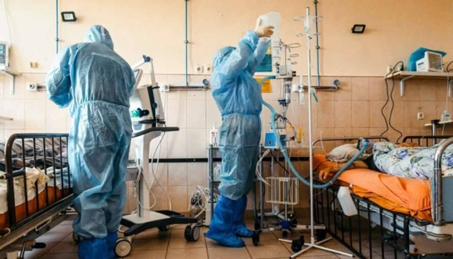 На Буковине реанимации больниц переполнены больными коронавирусом
