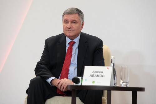 Арсен Аваков: Россия не выживет как государство, если «нападет» на Украину