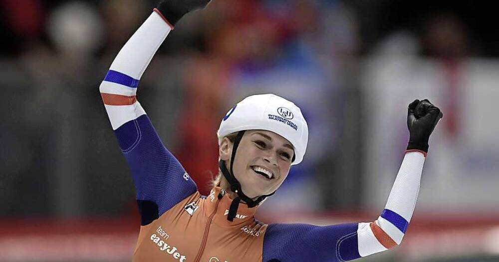 Конькобежка Схаутен завоевала золото на дистанции 3000 м на Олимпийских играх
