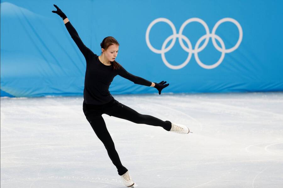 ОИ-2022. Щербакова показала, как ждёт своего звёздного часа на Олимпиаде в Пекине. ФОТО