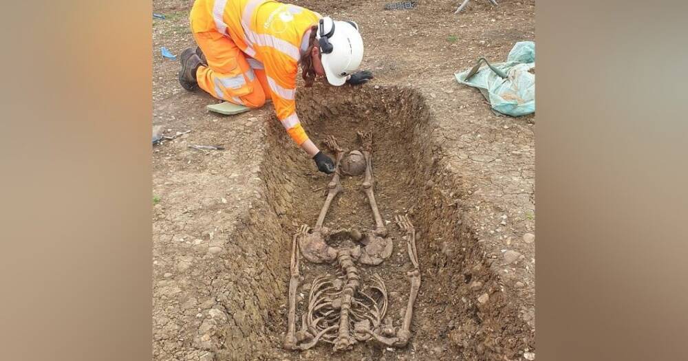 На древнем кладбище в Великобритании нашли десятки обезглавленных скелетов