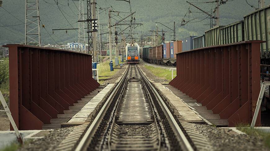 «Казахстанские железные дороги» досрочно расторгли договор с компанией младшей дочери Назарбаева