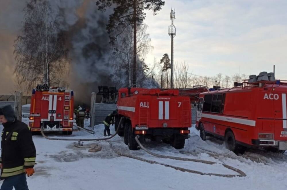 Двое детей погибли при пожаре в частном доме в Иркутской области
