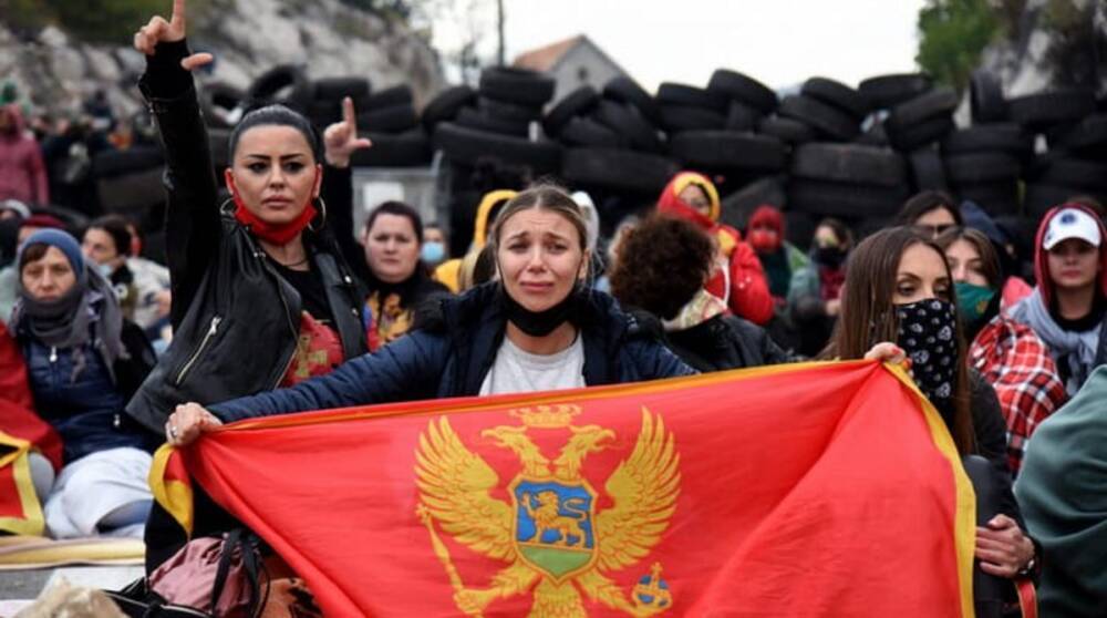 В Черногории отправили в отставку пророссийское правительство – парламент проголосовал за недоверие