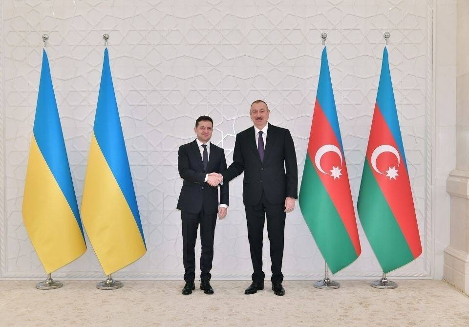 Президент Ильхам Алиев: Нынешний уровень и расширение с каждым днем отношений между Азербайджаном и Украиной вызывает особое удовлетворение