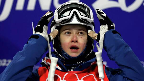 Российская фристайлистка Анастасия Смирнова завоевала бронзу в могуле на ОИ в Пекине