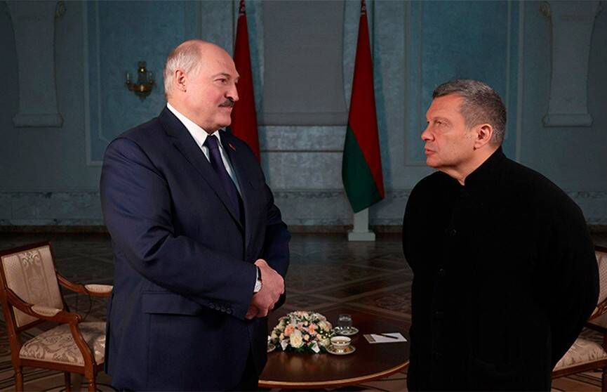 Лукашенко: Путин обещал мне звание полковника, до сих пор не присвоил