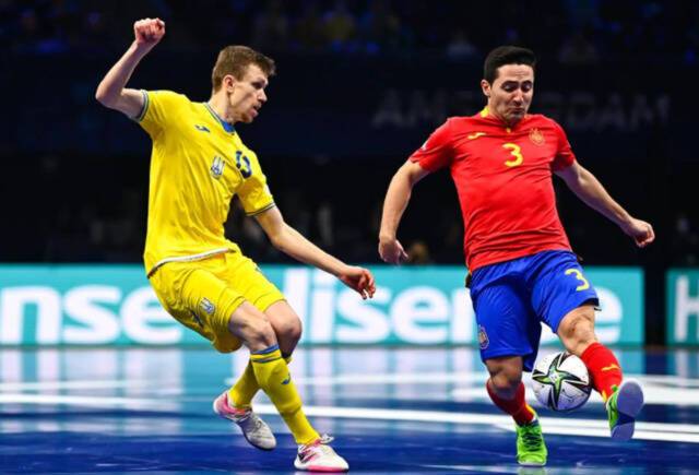 Украина уступила Испании в матче за бронзу футзального Евро