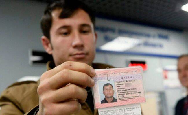 Мигранты из Узбекистана заняли первое место по числу патентов на работу в России