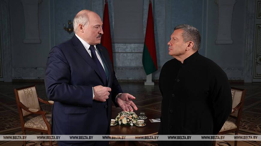 Лукашенко о Беларуси и России: Отечество одно, а государства два