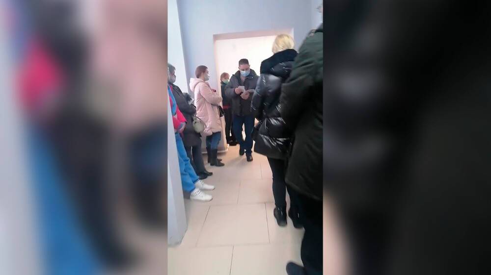 Воронежцы возмутились смешением ковидных и здоровых пациентов в поликлинике