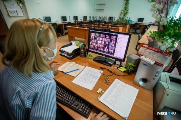 Новосибирский губернатор Травников перечислил факторы для продления карантина в школах