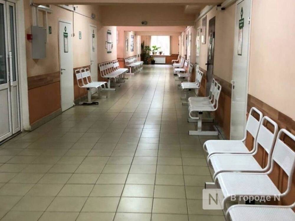 13 отделений больниц Нижегородской области закрыты на карантин по коронавирусу