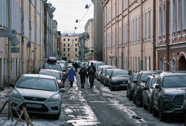 В России разработали новый ГОСТ по безопасности пешеходов на проезжей части