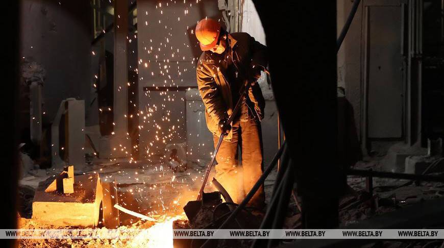 ФОТОФАКТ: На БМЗ завершается масштабная модернизация стана 320 горячей прокатки металла